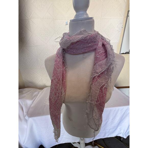 SCARF pink square 38x38" thin with string fringes silver thread - Picture 7 of 8